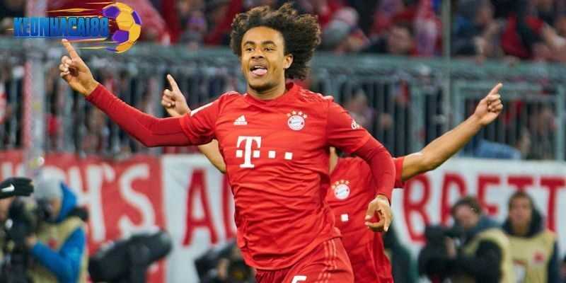 Bayern Munich là nơi bắt đầu sự nghiệp thi đấu chuyên nghiệp của anh